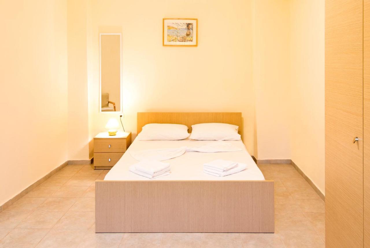 Marina'S Elegance Aparthotel Kriopigi Luaran gambar